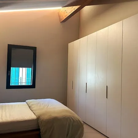 Minimal Design Free Parking Garden *