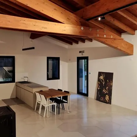 Minimal Design Free Parking Garden * Palazzina (Emilia-Romagna)