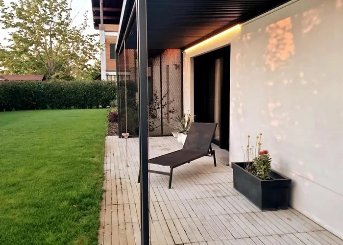 Minimal Design Free Parking Garden Willa *