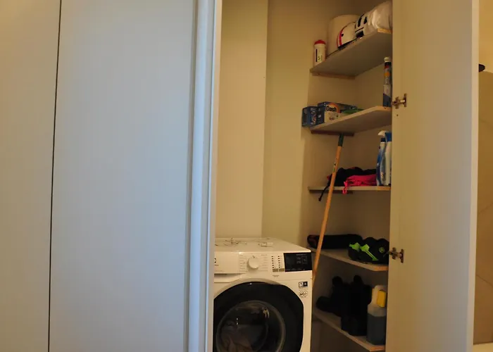 Minimal Design Free Parking Garden Palazzina (Emilia-Romagna)