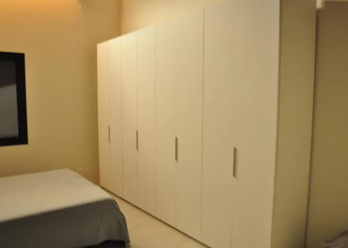 Minimal Design Free Parking Garden * Palazzina (Emilia-Romagna)