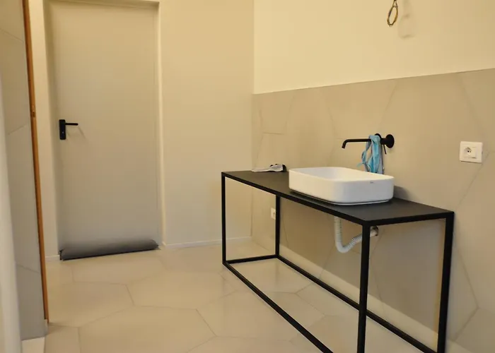 Villa Minimal Design Free Parking Garden